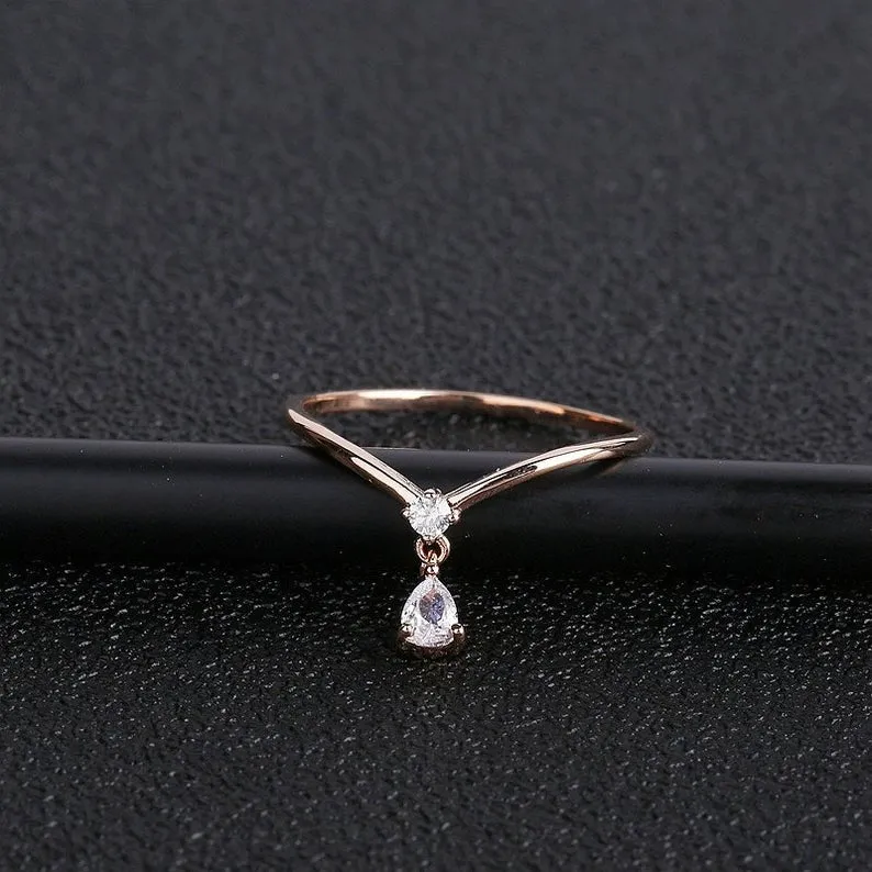 Pear Cut Moissanite Diamond ring, Solid Rose gold Engagement Ring, Unique Vintage Wedding Ring, Anniversary gift, propose ring for her