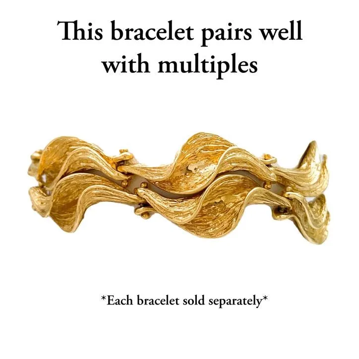 "S" shaped swirls
