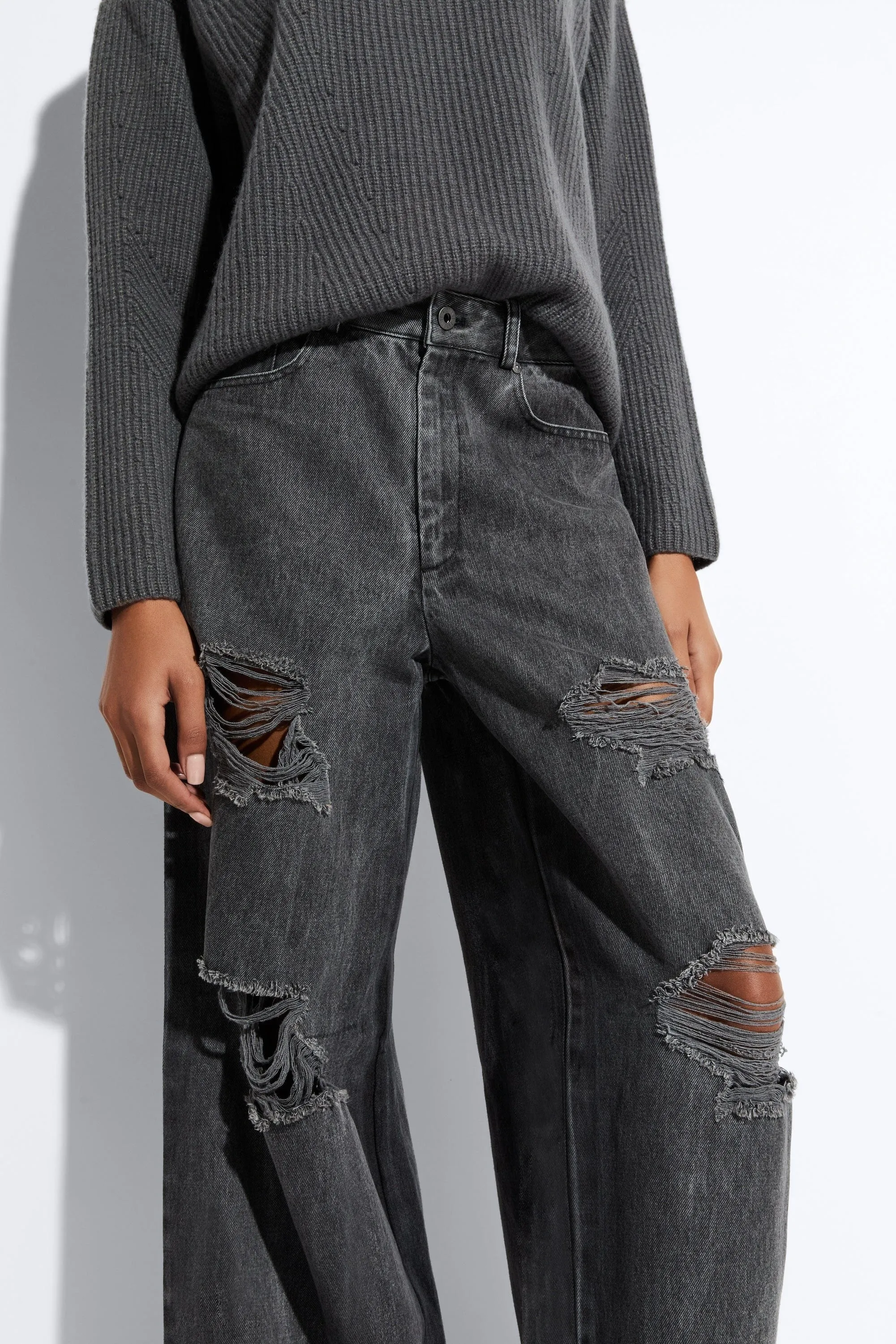 Relaxed Denim Distressed Wide Leg Jean