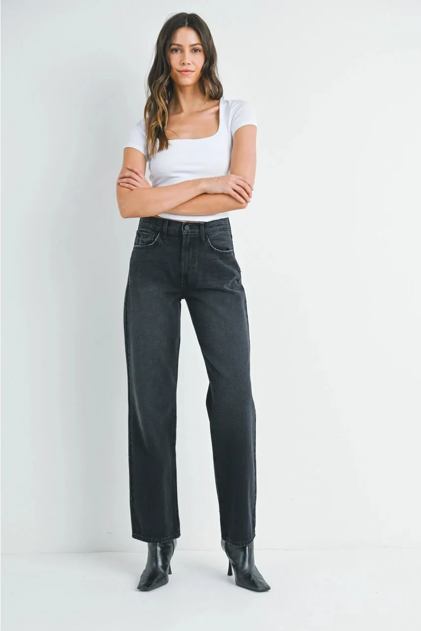 Relaxed Straight Jeans