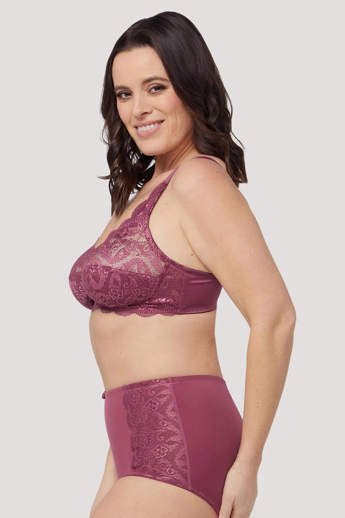 Ruby Lace Underwire-free Bra - Rose - no returns