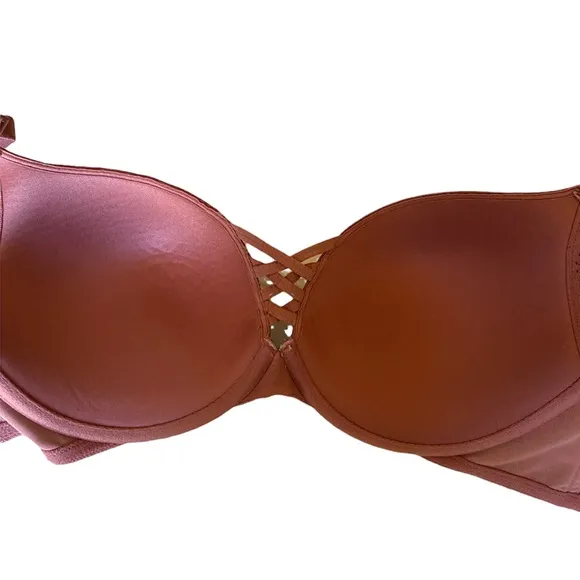 Sexy Plunge Padded Bra Size 42C Back Smoothing Push Up Shaping RN# 148862