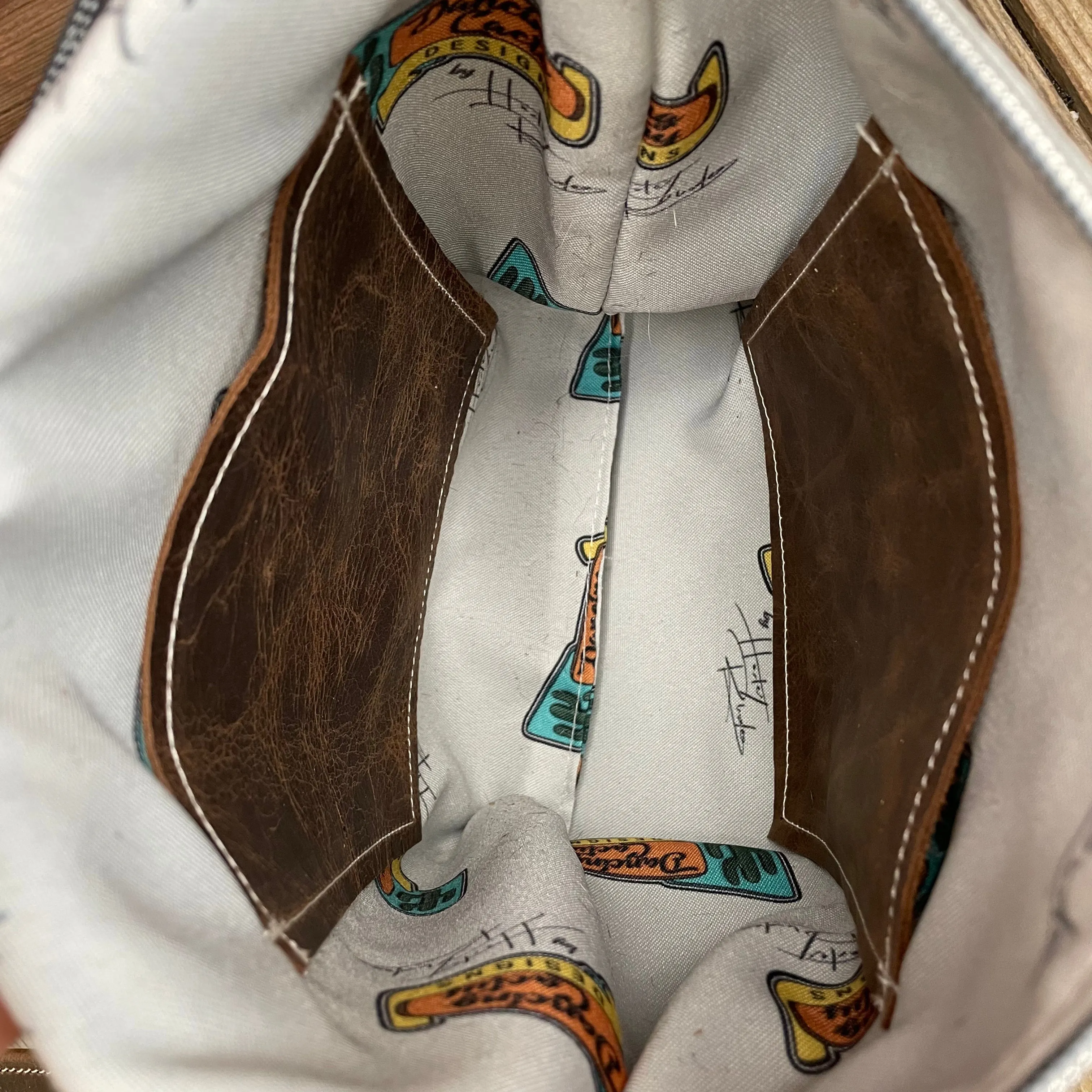 Shania - Tricolor w/ Tucson Sundown Aztec Cow