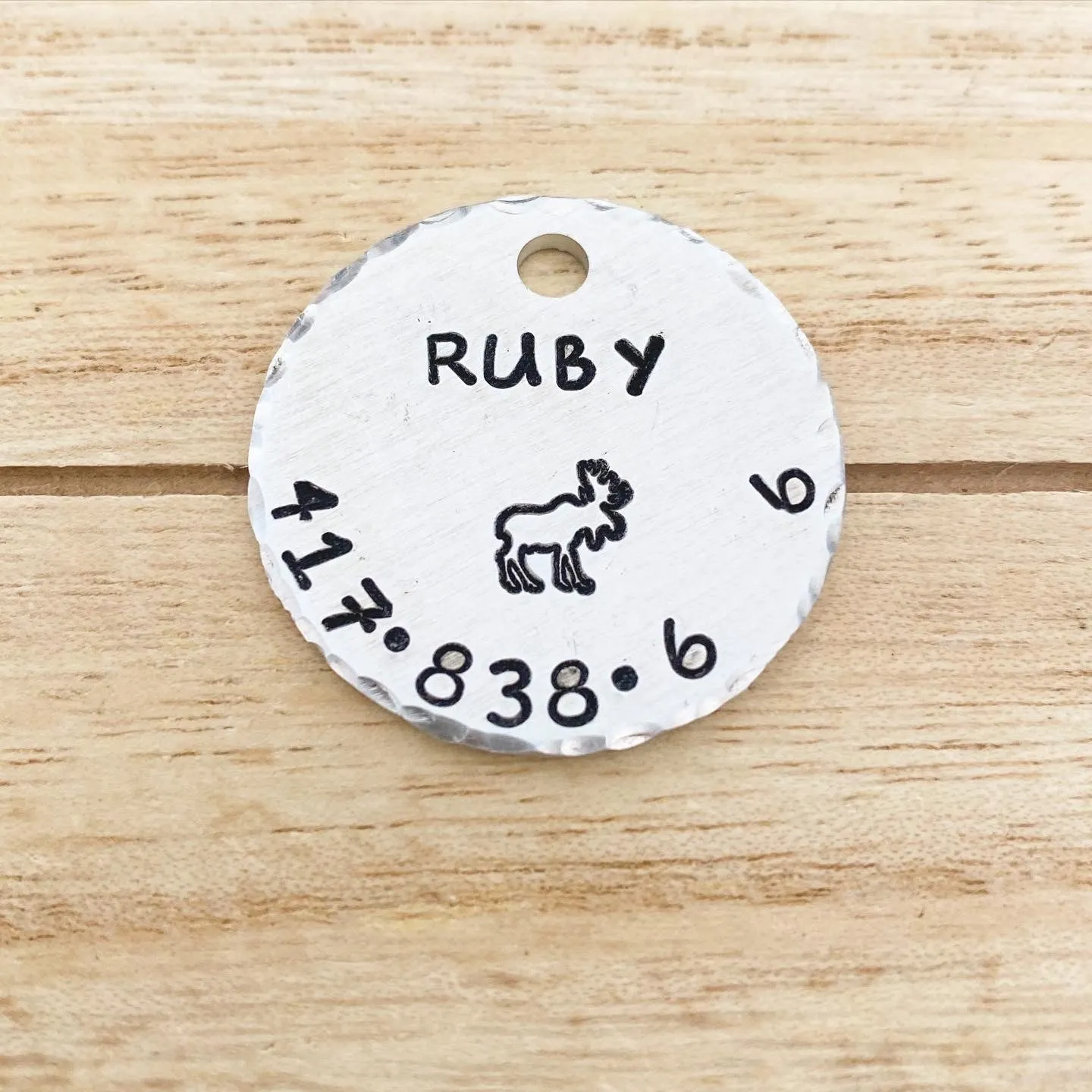 Single-Sided Curvy Tag