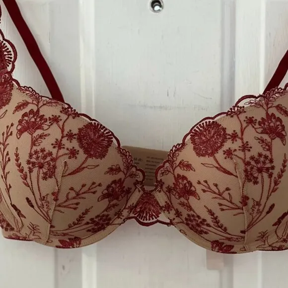 Soma Woman's Sexy Wildflower Embroidery Push-Up Bra Sz 34D