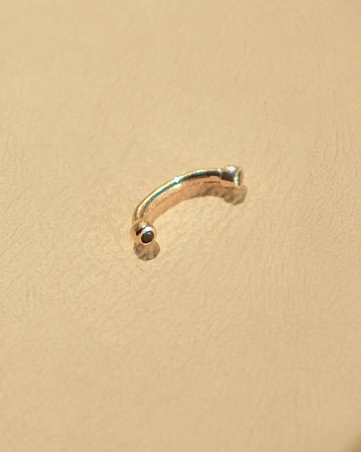 Sophia Curved Onyx Barbell