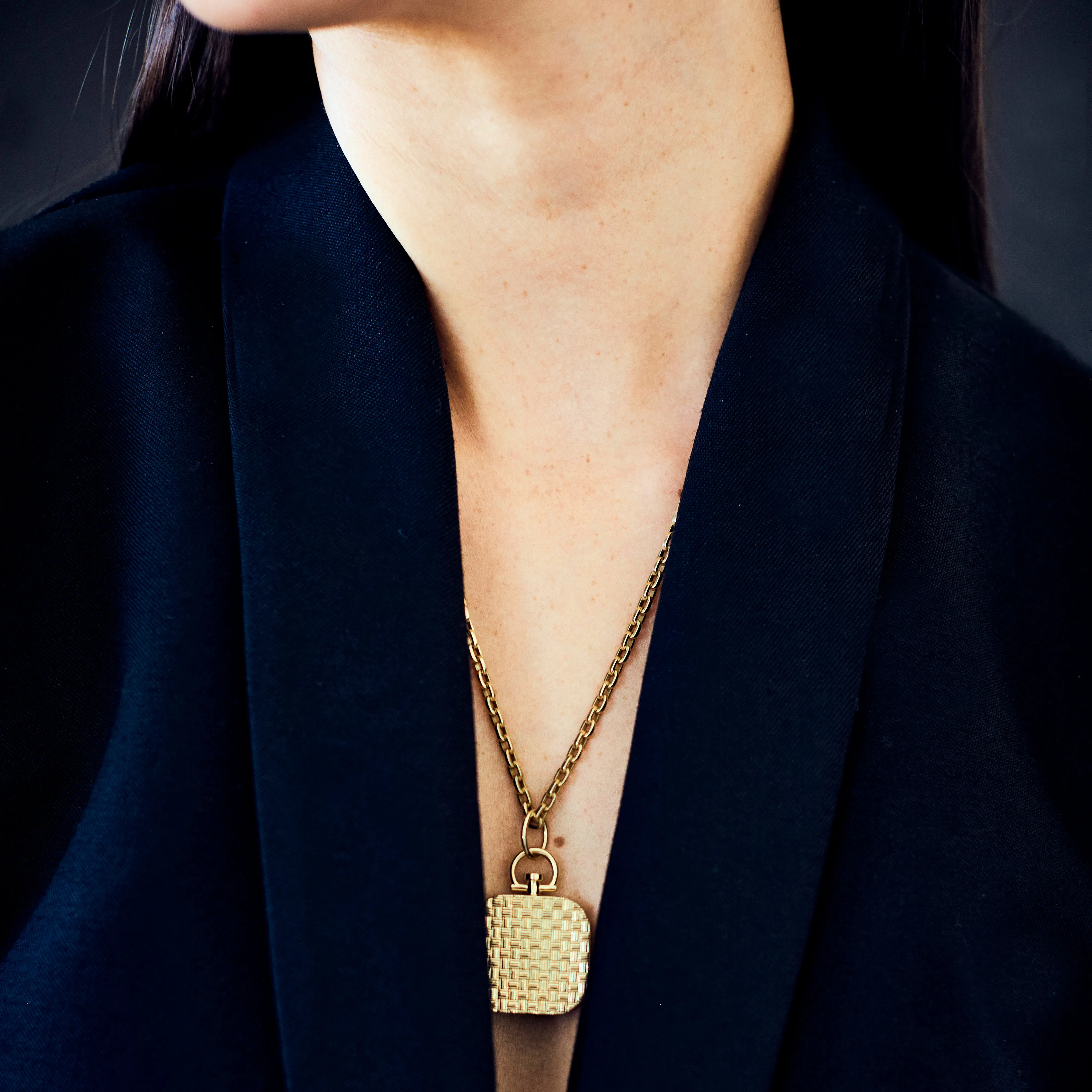 Square Chess Photo Locket 18k Yellow Gold (Double Sided Chess)