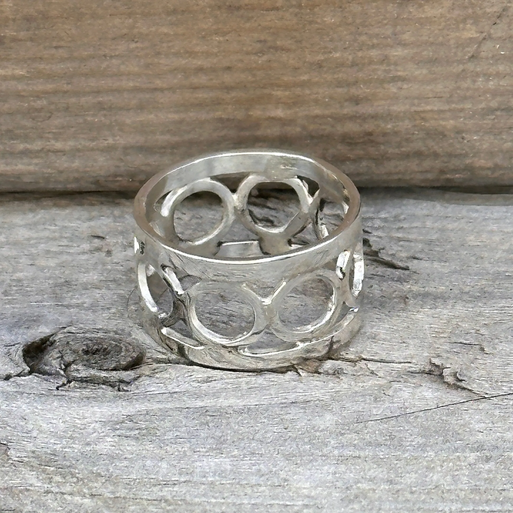 Sterling Silver Circle Faux Filigree Ring