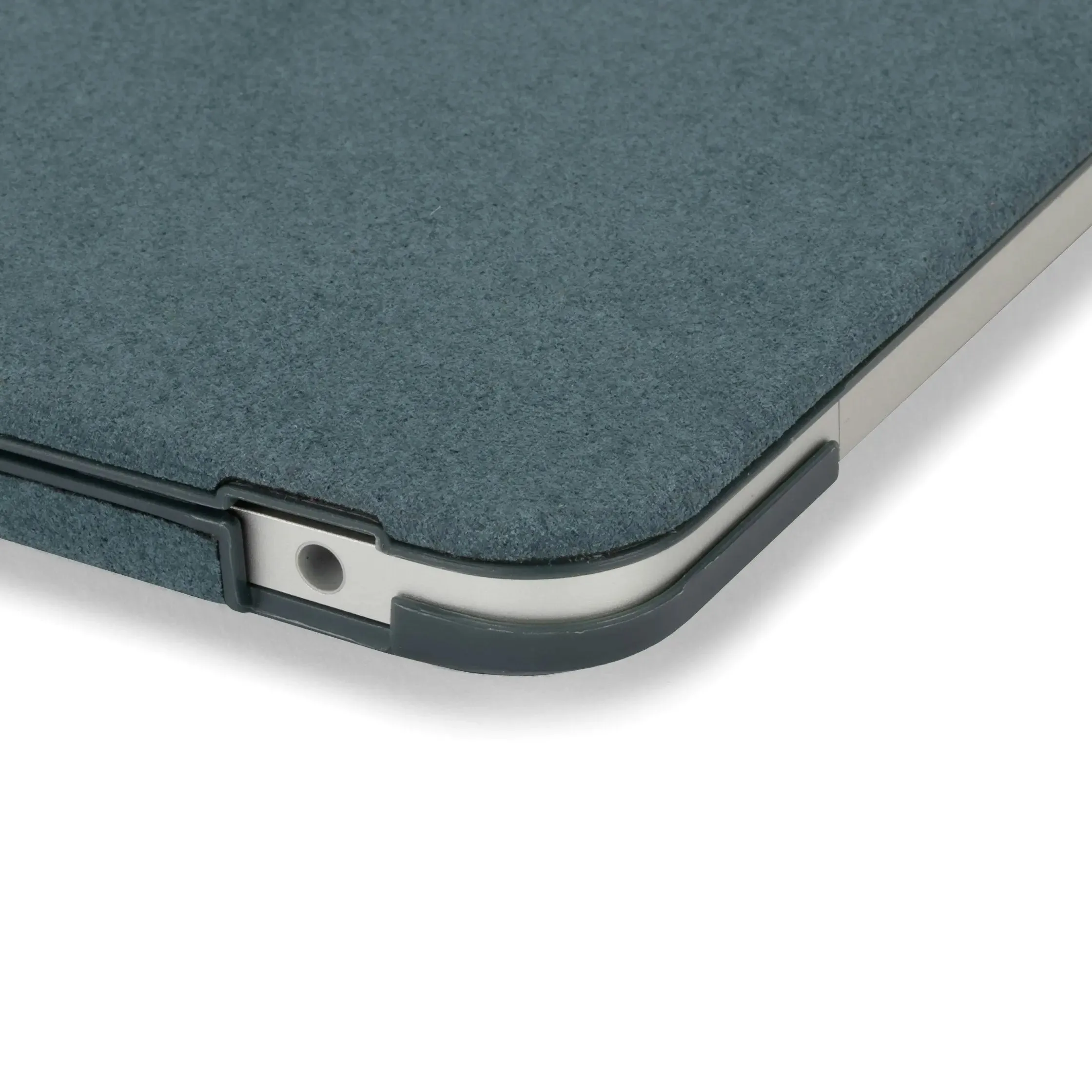 Textured Hardshell in NanoSuede for 13-inch MacBook Air (2016-2019)