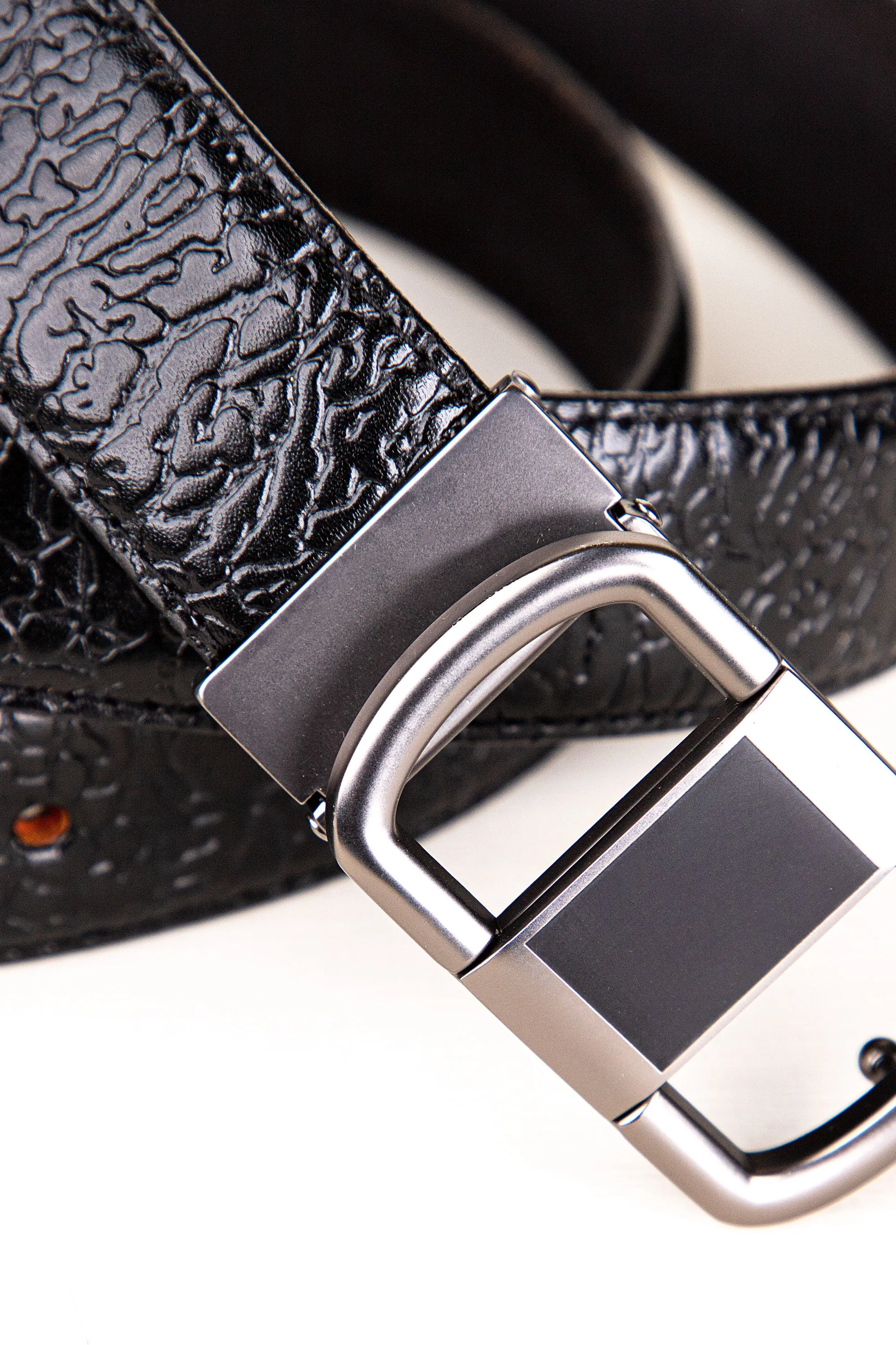 Textured Leather Belt