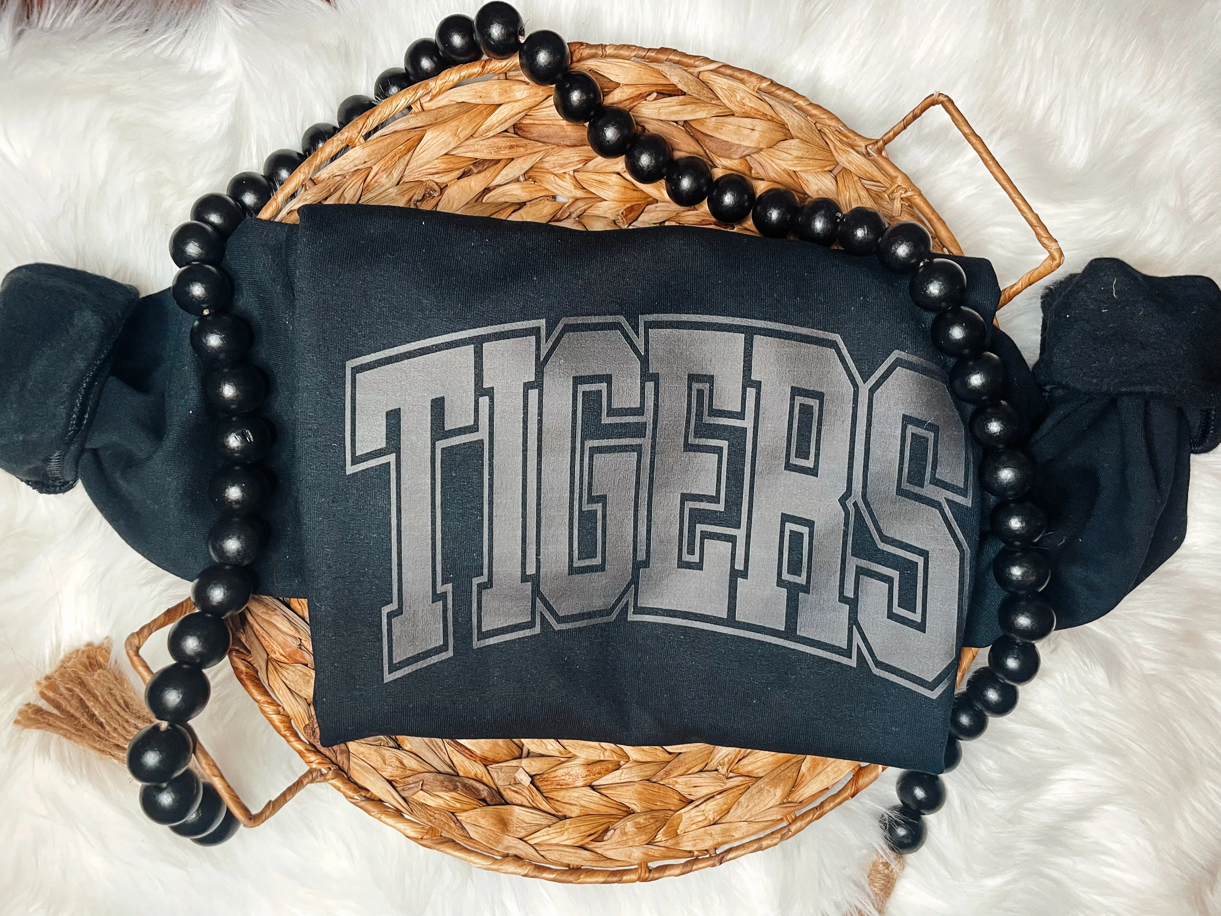 Tigers Arch - Dark on Dark (D448)
