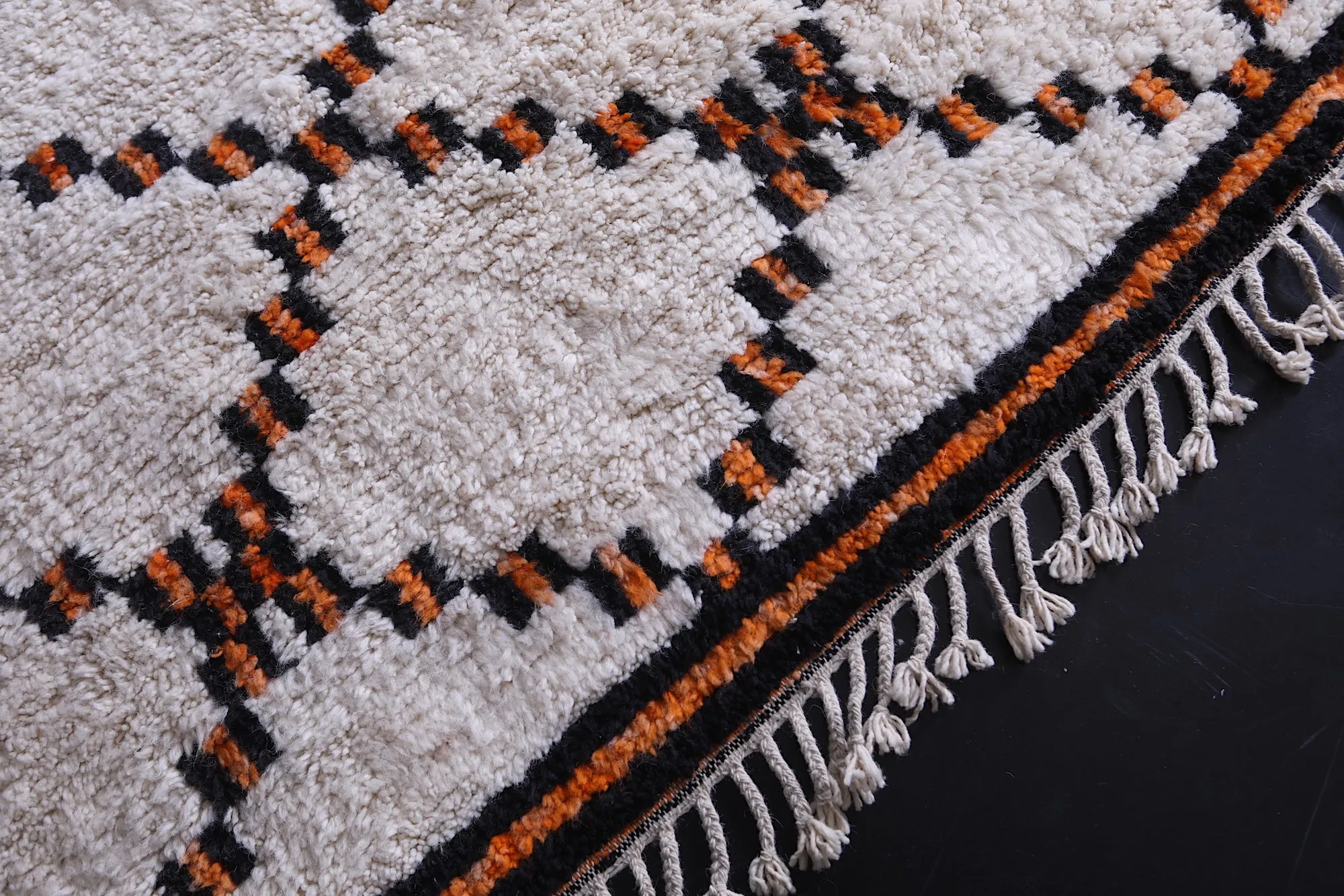 Trellis Moroccan rug - Azilal wool rug - Moroccan area rug
