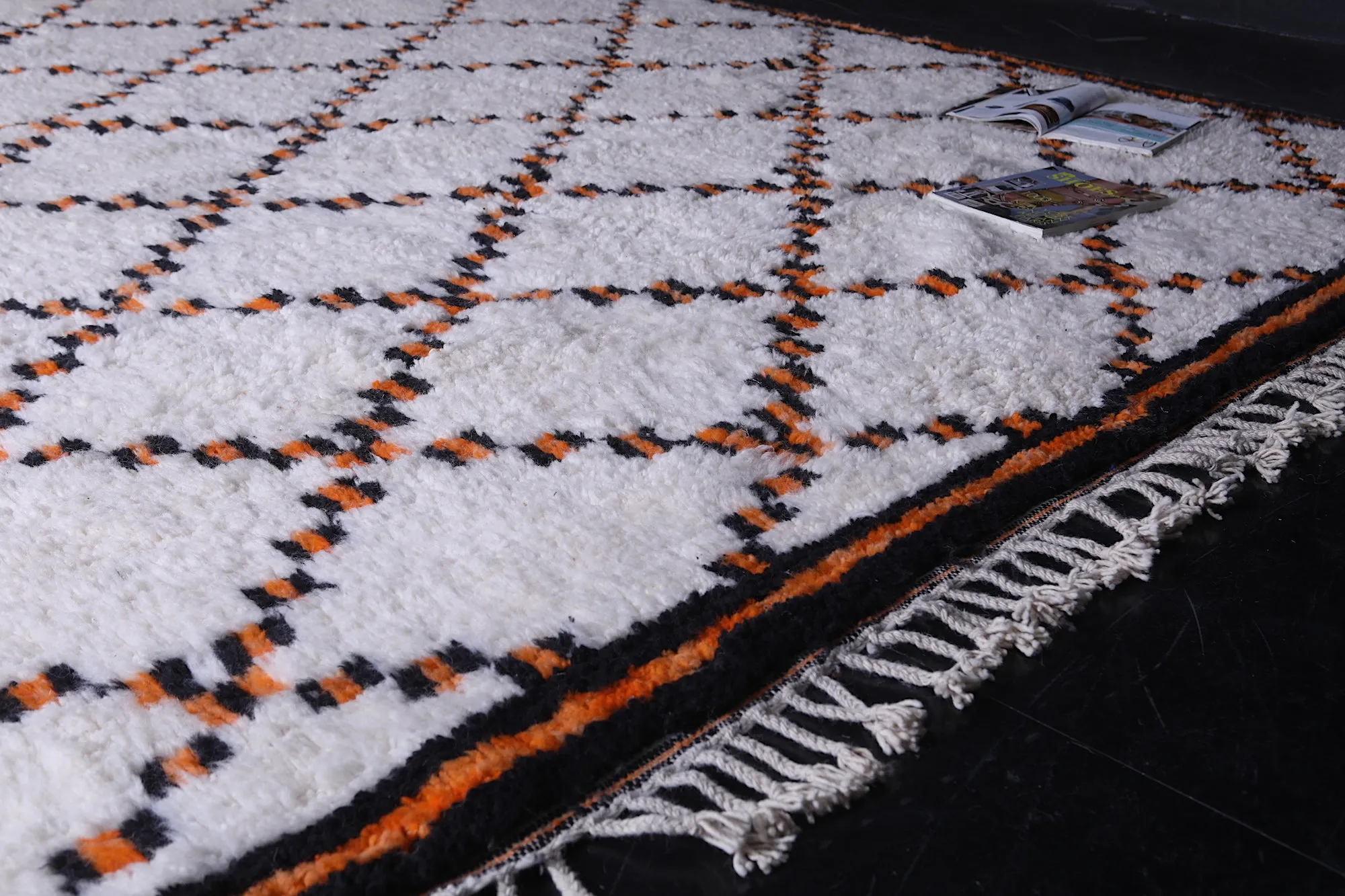 Trellis Moroccan rug - Azilal wool rug - Moroccan area rug