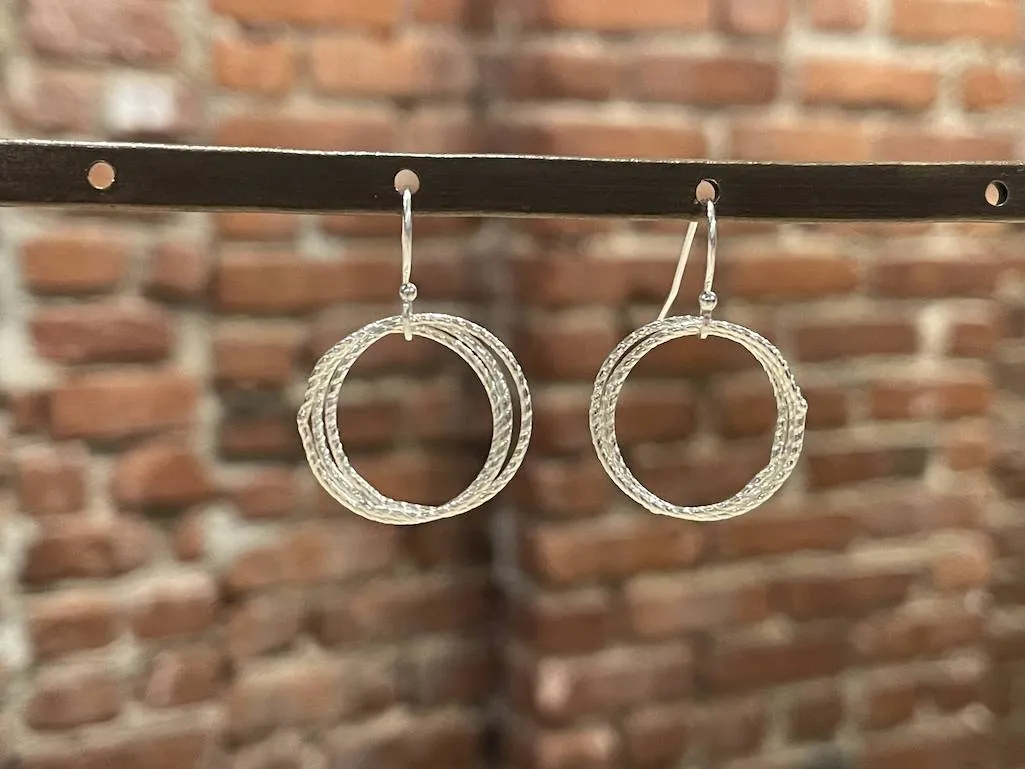 Twisted Tripple Hoops