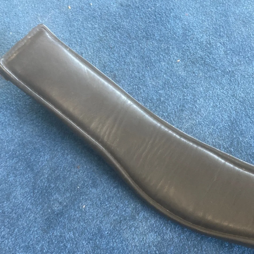 Used black leather 20" dressage girth