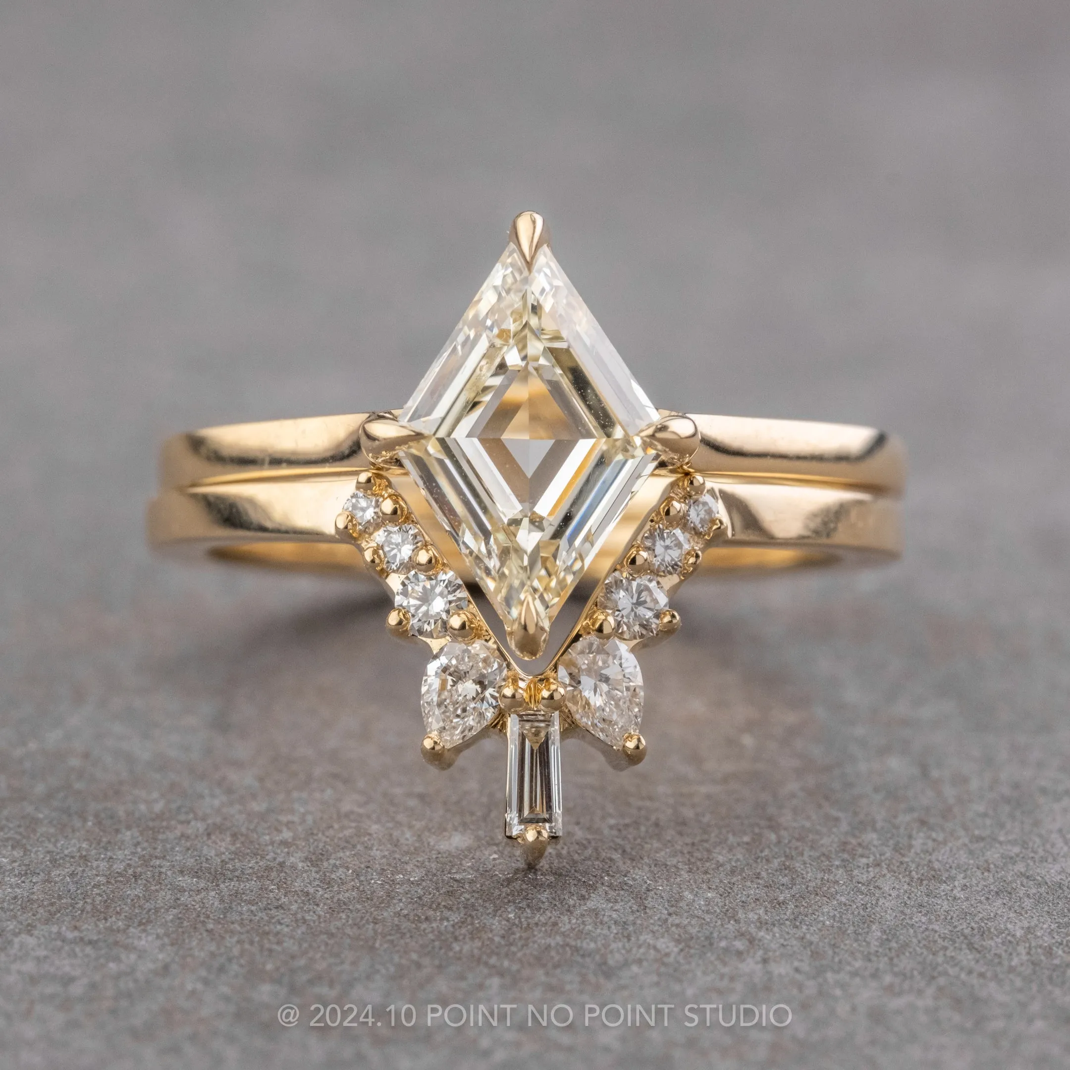 White Diamond V Contour Wedding Band, Sage Setting, 14k Yellow Gold